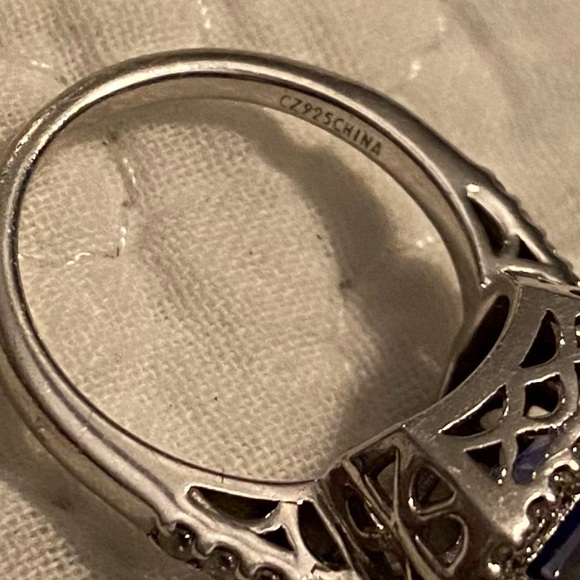 Tova Diamonique & Simulated Tanzanite Ring 925 sterling silver size 8 - Picture 6 of 9
